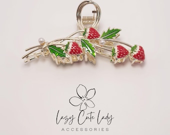 Strawberry Pearl Hair Claw – Cute Fruit-Inspired Metal Hair Clip for Women, Vintage Sweet Hair Accessory