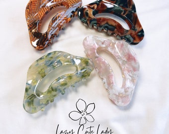 Vintage French Hair Claw: Eco-Friendly Acetate Hair Clip - 3.75 Inch