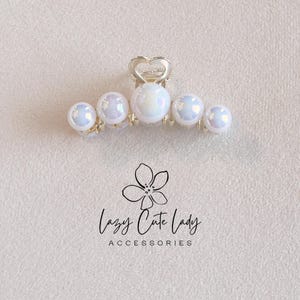 Elegant Pearl Claw Clip – Iridescent Bead Hair Clip with Heart Detail-gift for her
