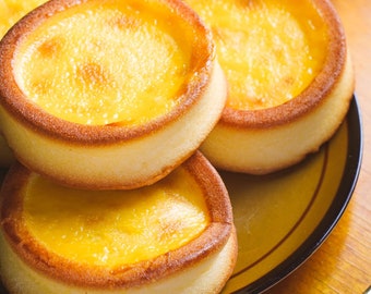 Delicious Chinese egg tarts 8 counts