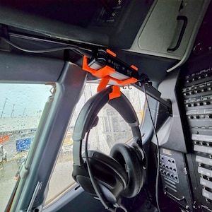 Bose A20 Boeing 737 Headset and Control Hanger - LIFETIME GUARANTEE