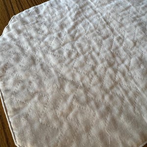 Tapis de nourriture pour chat vintage recyclé : set de table respectueux de l'environnement pour animaux de compagnie image 4