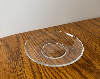 Assiette chat en verre : gamelle testée pour le plomb, sans danger pour les moustaches, verre arocroc, française