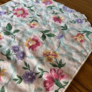 Tapis de nourriture pour chat vintage recyclé : set de table respectueux de l'environnement pour animaux de compagnie image 8