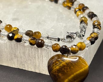 Colar com Pingente de Coração em Olho de Tigre | Colar com Pedras Preciosas | Pingente de Olho de Tigre | Colar de Cristal | Colar de Olho de Tigre | Colar de Cristal Facetado