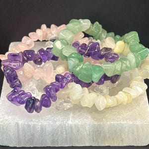 Crystal Chip Bracelets | Chip Bracelets | Gemstone Chips | Chip Bracelet | Amethyst | Rose Quartz | Moonstone | Clear Quartz | Crystal Chips