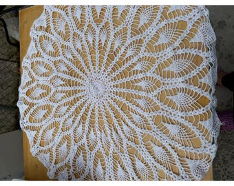 Handmade White Crochet Doily Pineapple Lace Round Table Topper 28 Inch Vintage
