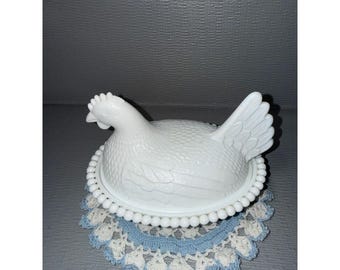 Vintage White Milk Glass Hen on Nest Covered Dish Beaded Rim