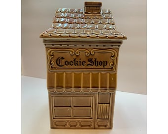 Vintage Cookie Shop Ceramic Cookie Jar House Shaped Kitchen Storage Decor