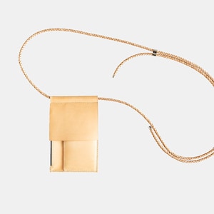 Lapàporter - Leather neck pouch, ivory
