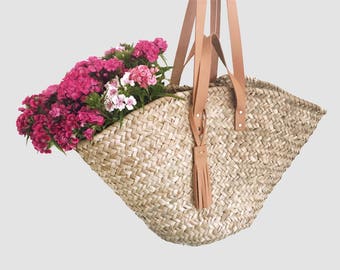 Beach bag - Market bag - basket bag - Panier Marocain with natural leather handles and tassel