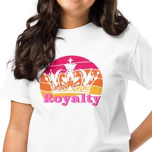 Koszulka Royalty Girls z koroną – śliczna koszulka dla pewnych siebie dzieci, młodzieżowa, klasyczna (KOSZULKA DLA DOROSŁYCH, sprawdź nasz sklep!)