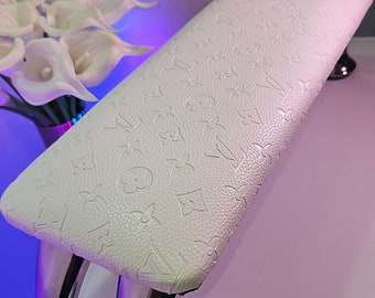 White Luxury Nail Armrest