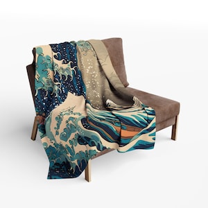 Classic Japanese Wave Design  Fleece Blanket,  Oriental Aesthetic Design, Ocean Wave Throw Gift for Asian Art Lover