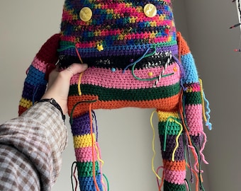 crochet scrappy monster plushie (large)
