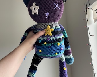crochet cat plushie (large)