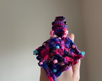 beaded crochet dragon + pouch