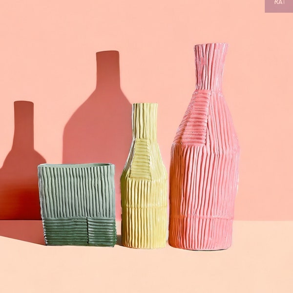 Minimalist Ribbed vases,Ceramic Textured vases,Decorative bottle vases,Irregular vases,Handmade vases,Modern nordic vases,Bottle vase decor