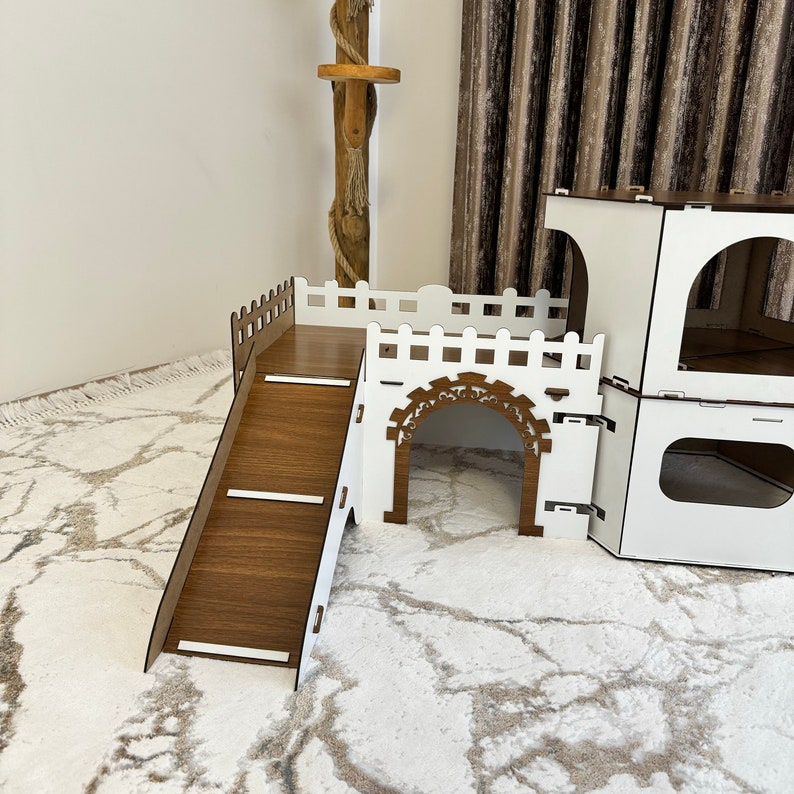 CASTLE Rabbit House Walnutwhite, Rabbit House, Rabbit House, Rabbit