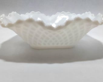 Milk Glass Vintage Diamond Point Bowl