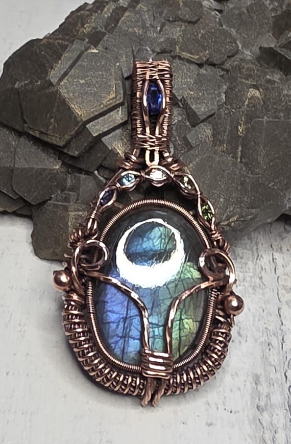 Labradorite Copper Pendant: accented with multiple genstones