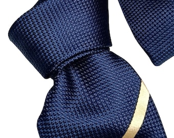 Vintage Cambridge Seidenkrawatte, marineblau-gold gestreift, Regimentsmuster, akademischer Stil der Ivy League der 2000er Jahre, 9,5 cm breit, klassische Businesskrawatte