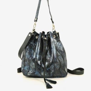 Sac à dos en cuir avec cordon de serrage - Sac à bandoulière et sac à bandoulière convertible, Sac à dos en cuir gaufré fait main, Mini sac à dos personnalisé