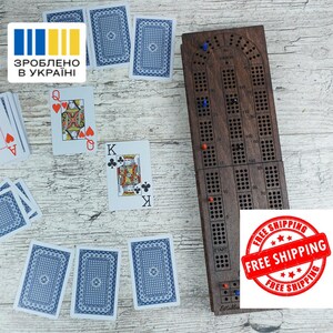 Kompaktes faltbares Cribbage-Spielset aus Holz mit Karten- und Chipspeicher - Premium-Naturholz-Reise-Familientreffen-Spiele