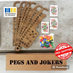 Jeu de société avec des chevilles et des jokers – Jeu de réunion de famille fait main avec des chevilles de cribbage et des cartes à jouer pour des soirées jeux amusantes et de stratégie