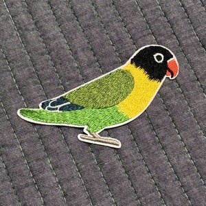 parrot Iron-On Patch, parrot Badge, Woodland Animal Decorative Patch, DIY Embroidery, Embroidered Applique,parrot Applique Motif,  Gift