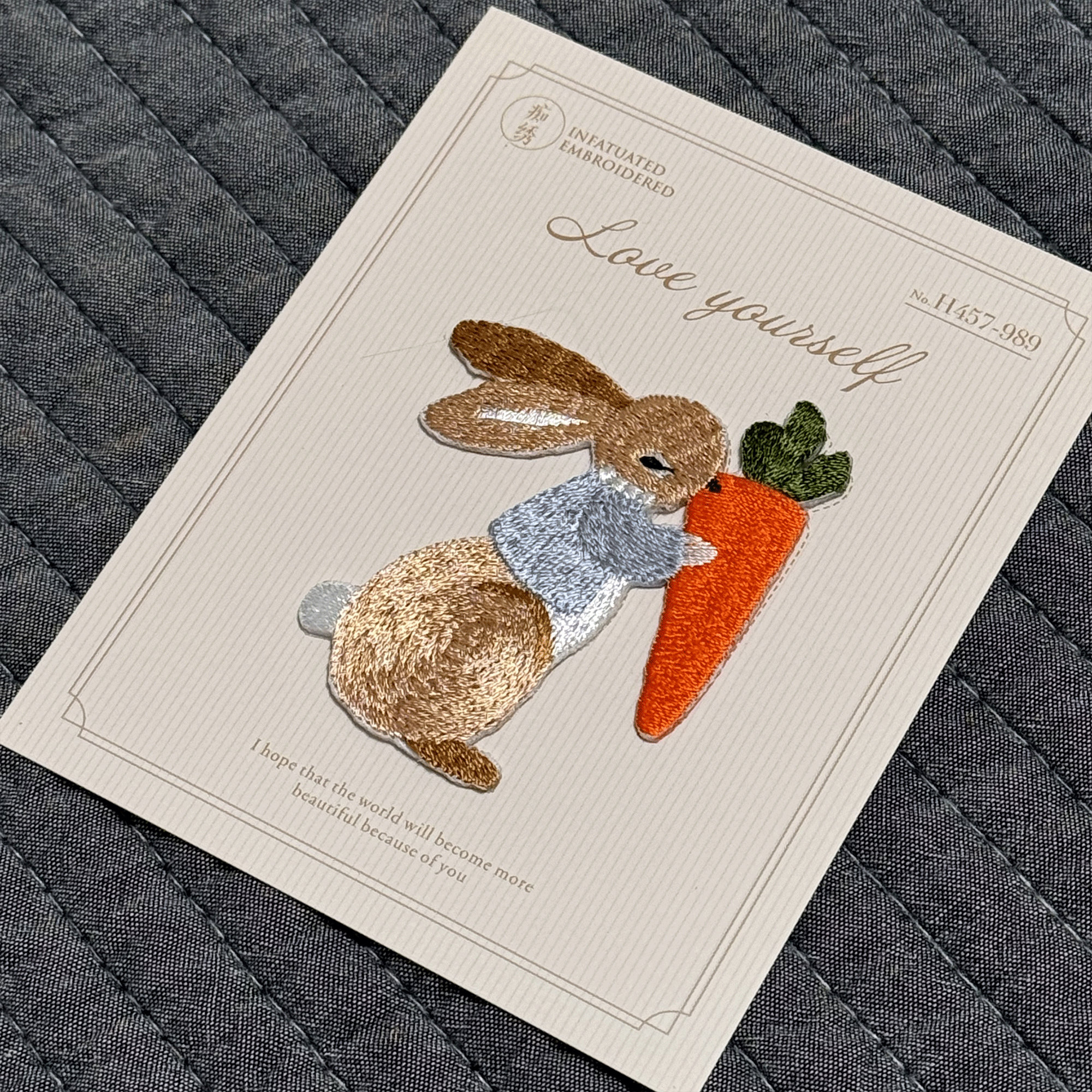 ピーターラビット希少【Peter Rabbit Eating Luttuce】 ピーター