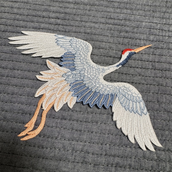 Crane embroidery Patch,Japanese Bird Patch, Blue Crane Badge, DIY Embroidery, Crane Embroidered Applique, Japan Motif Patch, Bird Lover Gift