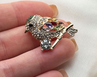 Magpie Brooch, Cute animal Brooch, mini brooch，high-end corsage, Suit pin, Zircon alloy brooch, Mother's Day gift, bird lover gift