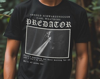 Horror Movie Vintage Graphic T Shirt | Predator 80s Movies Retro Nerd Tee | Gifts for Dad Scary Halloween Tshirt | Stylish Streetwear