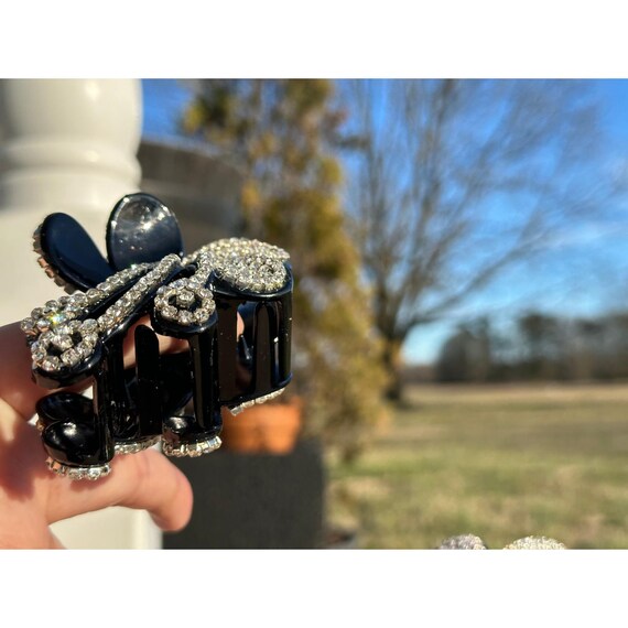 Sparkling Crystal Floral Claw Clip Black Rhinestone Hair  display picture 1