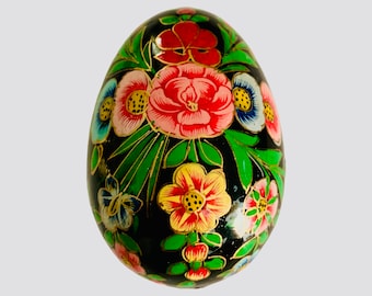 Ukrainian Folk Art Pysanka Egg