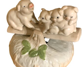 Otogari Enesco Music Box Momma Pig, Piglets on Seesaw 1996 Japan Granny Core