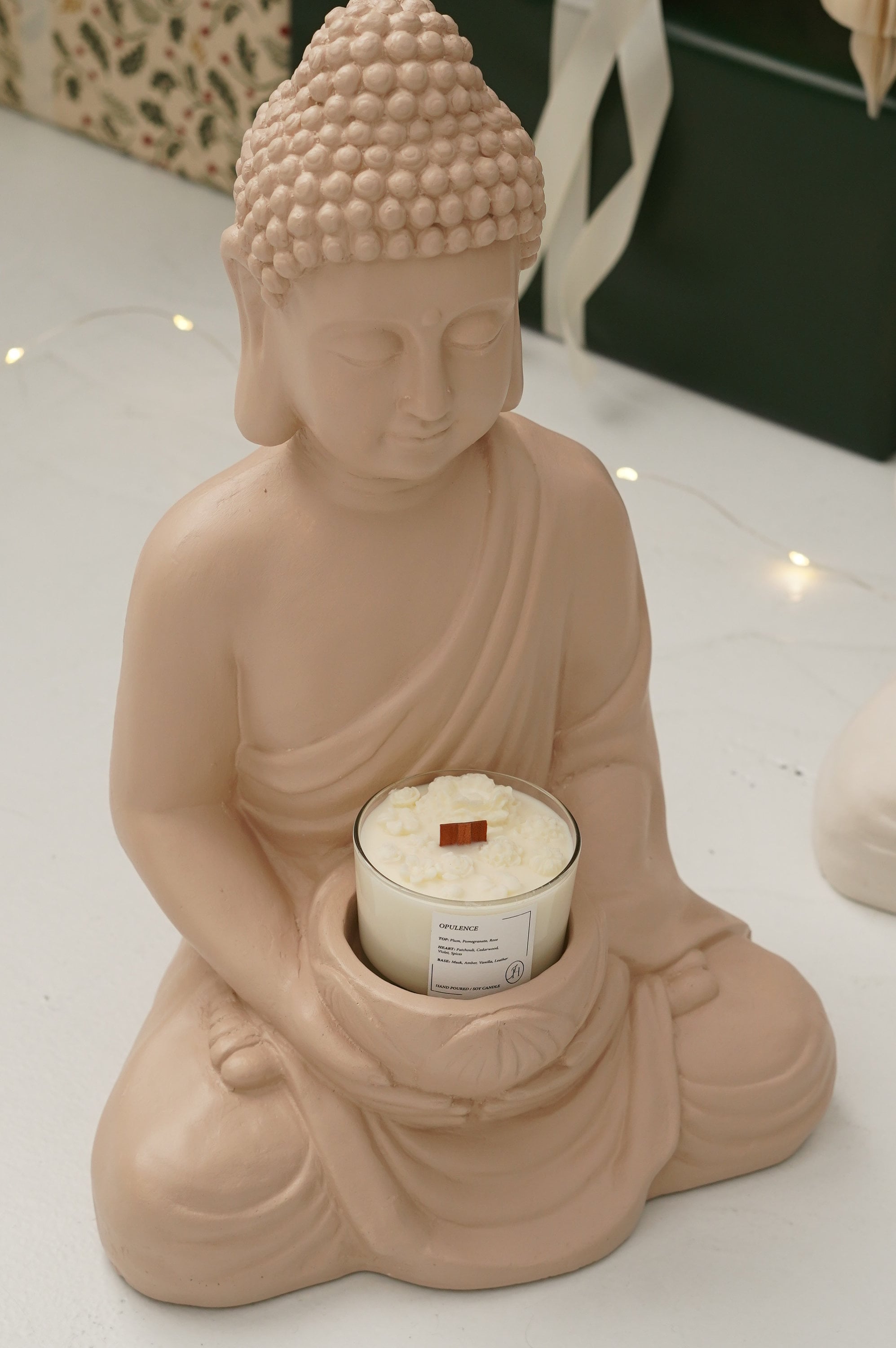 Buddha seduto Ishaan H.40cm cemento - Atmosphera créateur d'intérieur