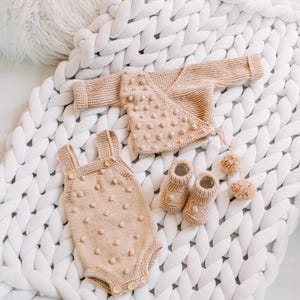 Tenue pour bébé en tricot Tenue de retour à la maison pour petite fille Tenue d&#39;hôpital pour bébé Cadeau de shower de bébé Tenue de baptême Vêtements de bébé en tricot Cadeau pour nouveau-né