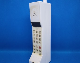 Handmade Scream Cosplay Brick Phone Prop in White for Fancy Dress and Cosplay- The Front is a Sticker/Label