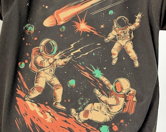 Space Battle Vintage shirt, Retro Sci-fi Tee, Fighter Galaxy War Shirt, Cosmic Apparel, Astronomy Gift, Geeky gift