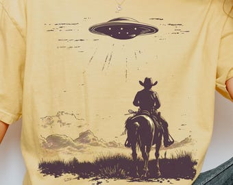 Western Cowboy UFO T-Shirt | Vintage Alien Spaceship 90s Graphic Tee | Sci-Fi Lover Gift
