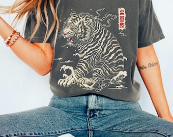 Japanese Tiger Graphic Tee, Unisex Streetwear Shirt