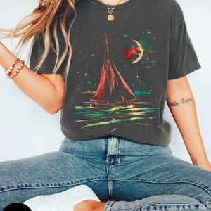 Vintage Sailboat shirt, Nautical Graphic Tee, Retro Boat Shirt, Ocean Lover Gift, Boating, Sailor gift