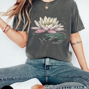 July birth flower, Water lily, Birth month flower, Aesthetic clothes, Floral shirt, Water lily clothing, Vintage boho shirt, Unisex
