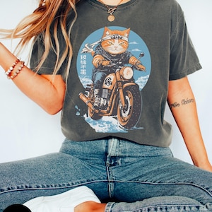 Cat on a Motorcycle shirt, Kitty Biker, Cat Lover Gift, Funny Cat Shirt, Motorcycle lover gift, Biker gift, Cat mom dad, Fathers day gift