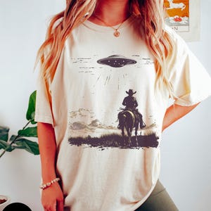 Western Cowboy UFO shirt, Vintage Cowboy Alien, 90s, Western Shirt, Alien Spaceship Top, Outer Space, Sci-fi, Rodeo Theme