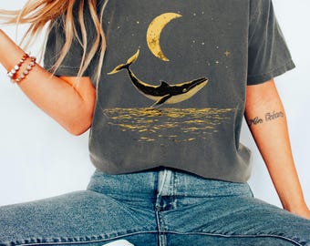 Camiseta vintage con estampado de ballena, estampado de ballena jorobada celestial