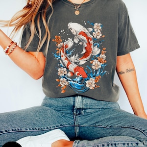 Vintage Japanese Koi Fish Tshirt, Nautical Animal Asian Shirt , Koi Pond Tee, Tokyo Style, Japanese koi fish,Japanese streetwear, Unisex