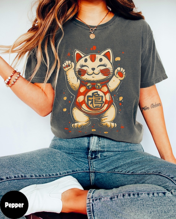Maneki Neko Lucky Beckoning Cat With Cute Girl T-Shirt Maneki Neko Lucky Beckoning Cat With Cute Girl T-Shirt